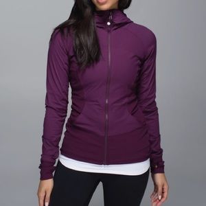 Lululemon Burgundy Reversible Jacket Size 8
